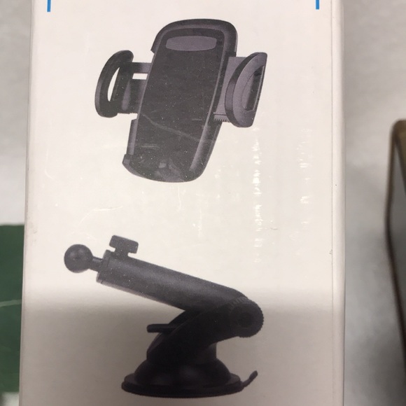 iPhone PHONE HOLDER MOUNT for CAR easy to use black hard plastic - Picture 6 of 15